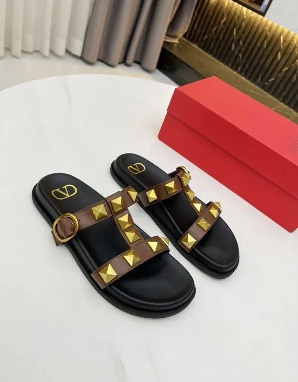 Flat leather sandals slippers , size 35-40 ,with box, SS70-1226-1231