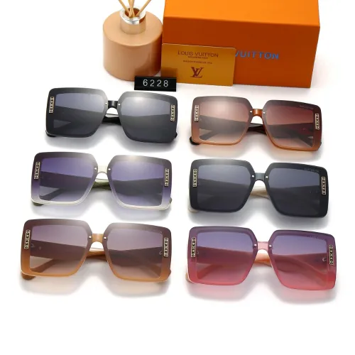 Blue light blocking sunglasses with the box and case ,G25-2732-2737