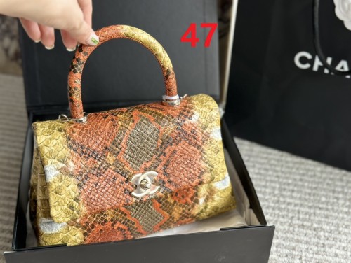 Leather bag ,4A ,size 22x13cm,no box,  B88-47-50
