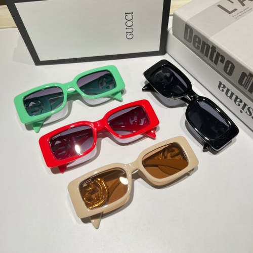 Blue light blocking sunglasses with the box and case ,G25-2346-2349
