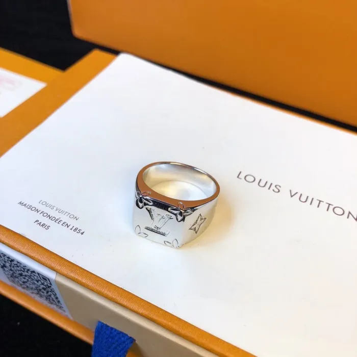 ring jewelry ,with box, J20-481