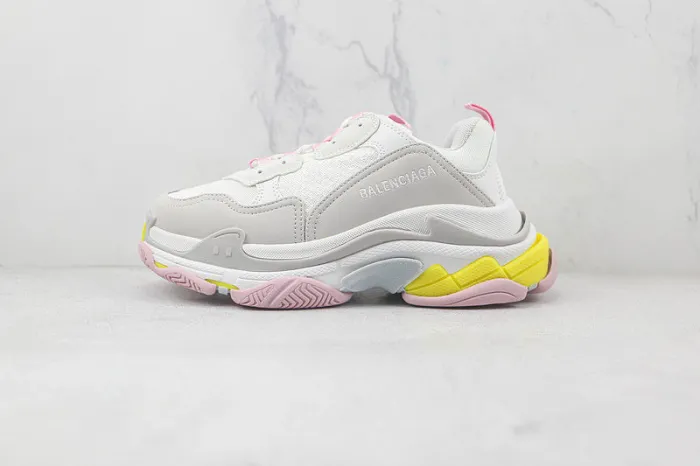 AAAAA quality，Air-cushion sole women's casual shoes sneakers ，size 35-40,SS120-95