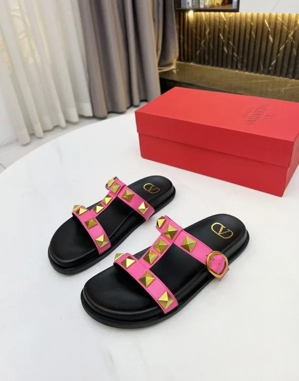 Flat leather sandals slippers , size 35-40 ,with box, SS70-1226-1231