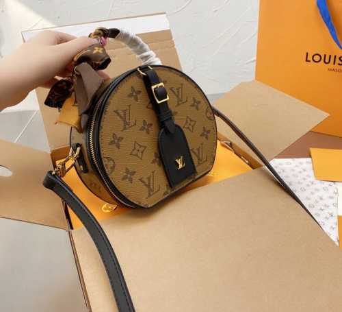 Split leather  bag , AAAA, no box , size 18X16cm, B50-1757-1758