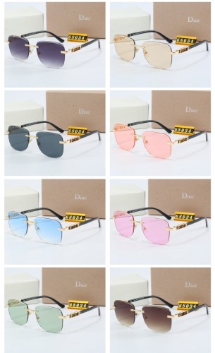 Blue light blocking sunglasses with the box and case ,G25-702-709