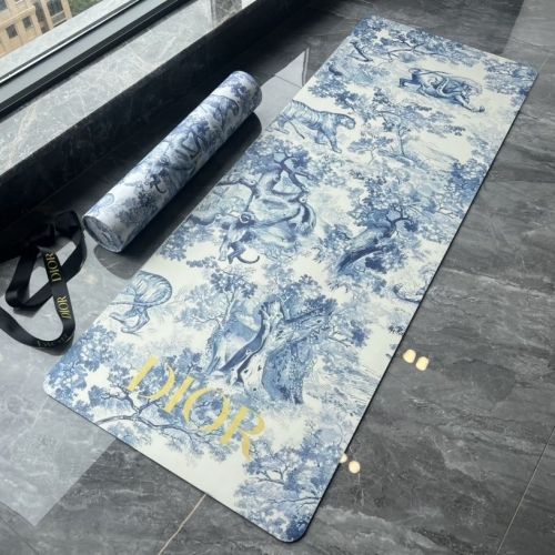 Deerskin velvet yoga fitness dance non-slip mat sports equipment,size 180x66x0.4cm. HSE150-3