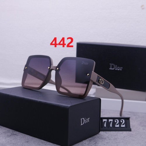 Blue light blocking sunglasses with the box and case ,G25-442-445