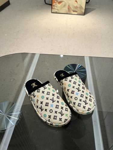 Wowen men leather couple slippers shoes,top quality, size 35-46, SS88-676