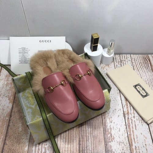 flat fur shoes, size 35-44, with box, SS70-817