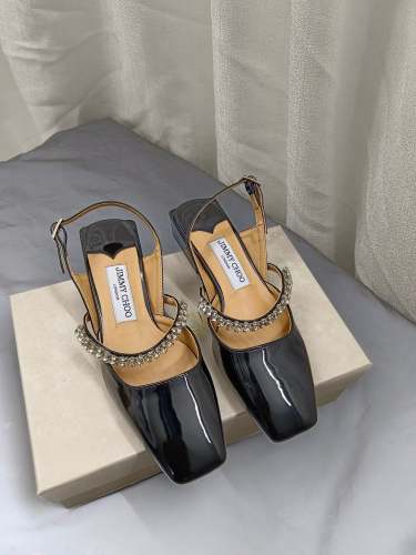 Flat leather sandals slippers , size 34-40 ,with box, SS70-1284