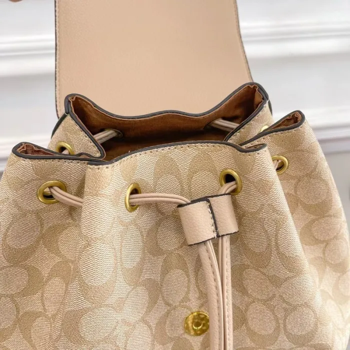 PU leather bag, no box, size 29x26x12cm , B30-18-22