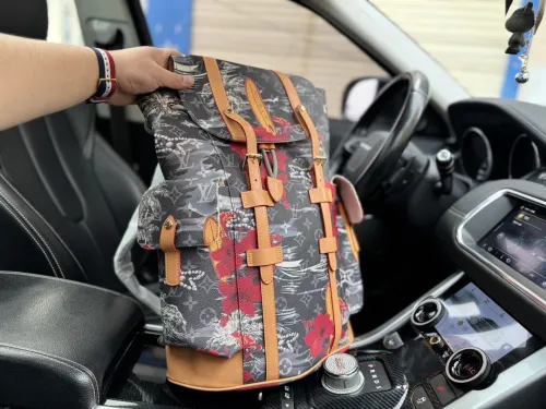 Split leather bag ,4A ,size 41x48x13cm,no box,  B88-70