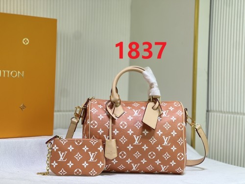 Split leather bag ,AAAA , size 25x15x15cm,no box,  B88-1837