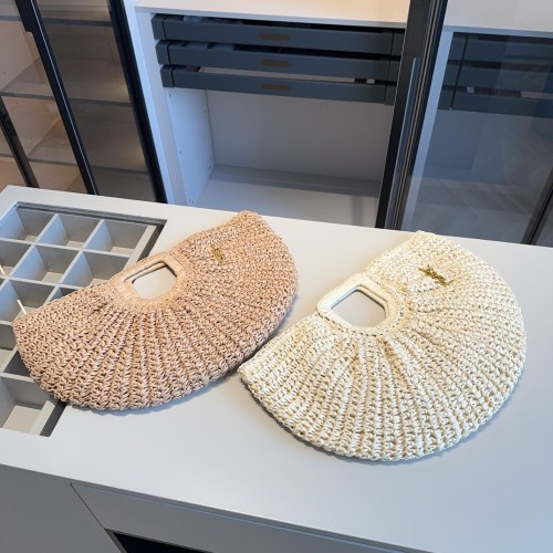 Woven beach  bag ,3A , size 48x33cm ,no box,  B68-6107-6108