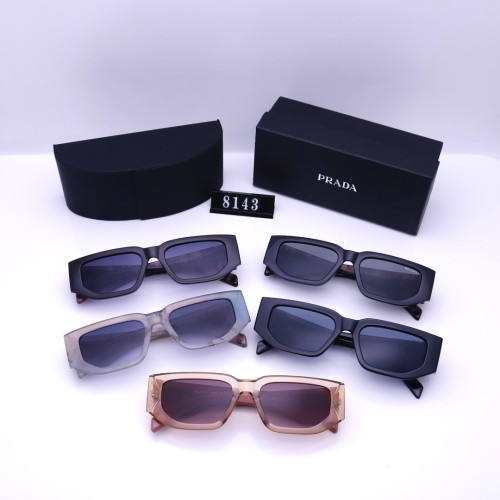 Blue light blocking sunglasses with the box and case ,G25-673-677