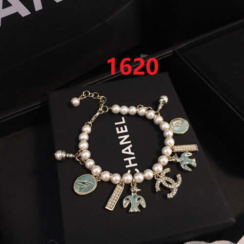 Blacelet bangle  jewelry ,with box,  J25-1620