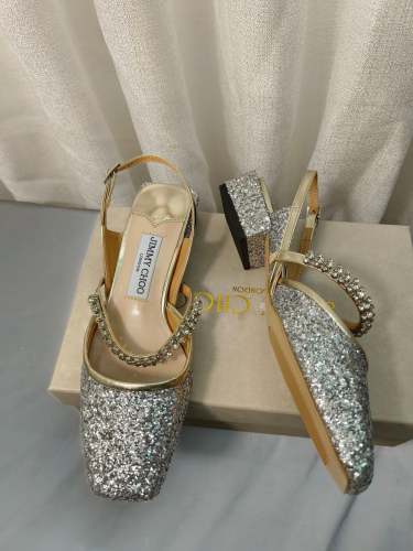 Flat leather sandals slippers , size 34-40 ,with box, SS70-1283