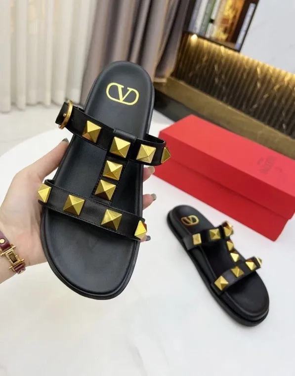Flat leather sandals slippers , size 35-40 ,with box, SS70-1226-1231