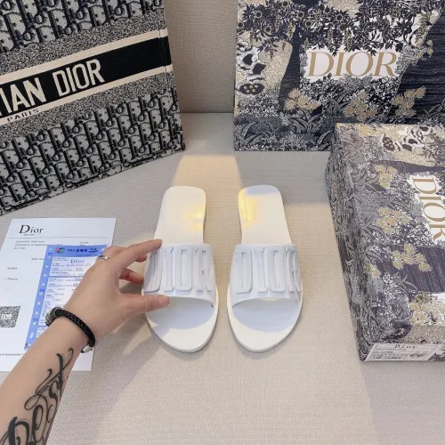 Flat leather sandals slippers , size 34-42 ,with box, SS50-1026