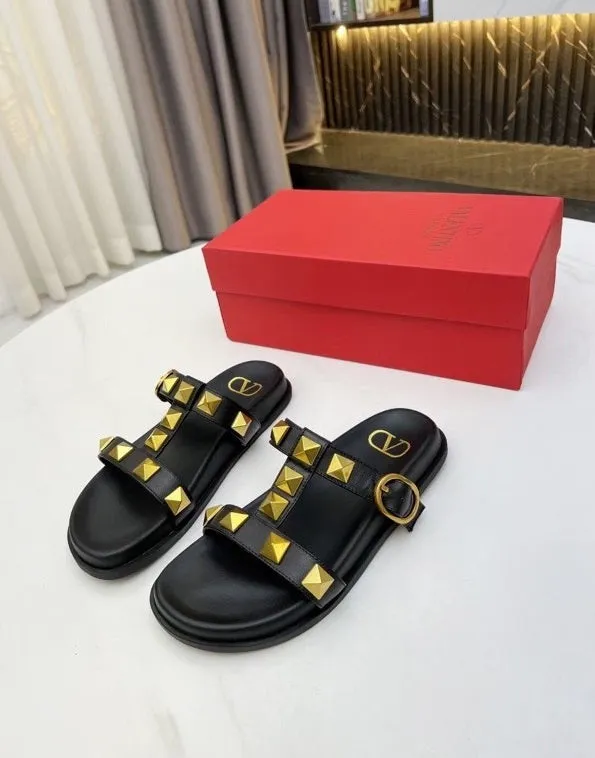 Flat leather sandals slippers , size 35-40 ,with box, SS70-1226-1231