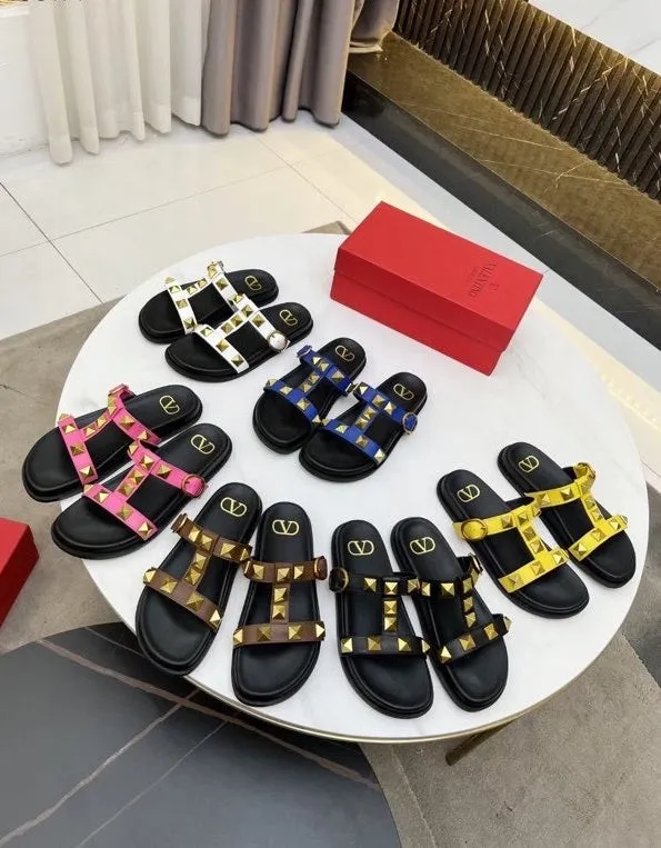 Flat leather sandals slippers , size 35-40 ,with box, SS70-1226-1231