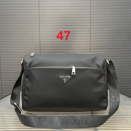 Nylon bag ,3A ,size 32x22cm,no box,  B68-47