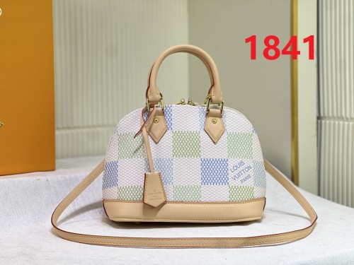 Split leather bag ,AAAA , size 23.5x17.5x11.5cm,no box,  B88-1841