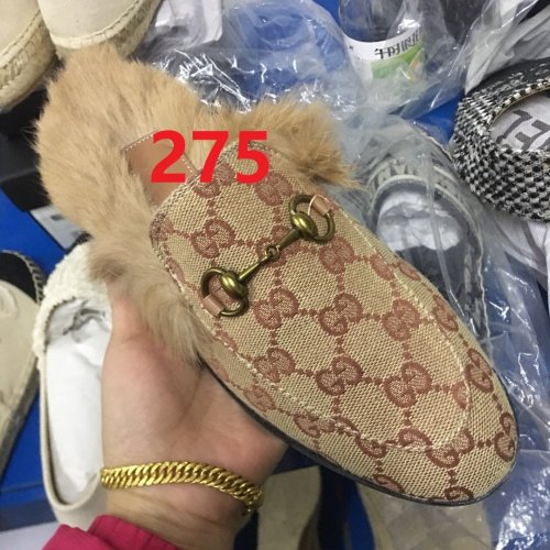 flat fur shoes, size 35-44, with box, SS70-275