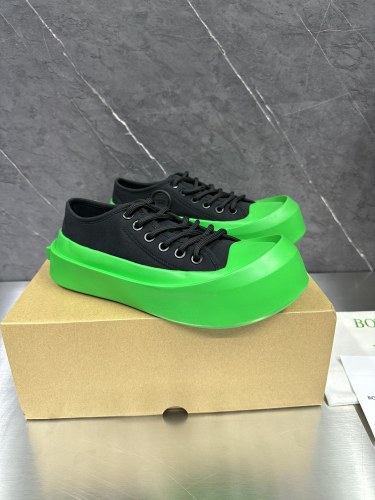 High quality women's men flat shoes,size 34-45, SS110-24