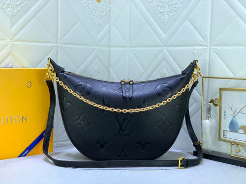 Leather bag ,5A ,no box,size 38X26X10cm,B110-166