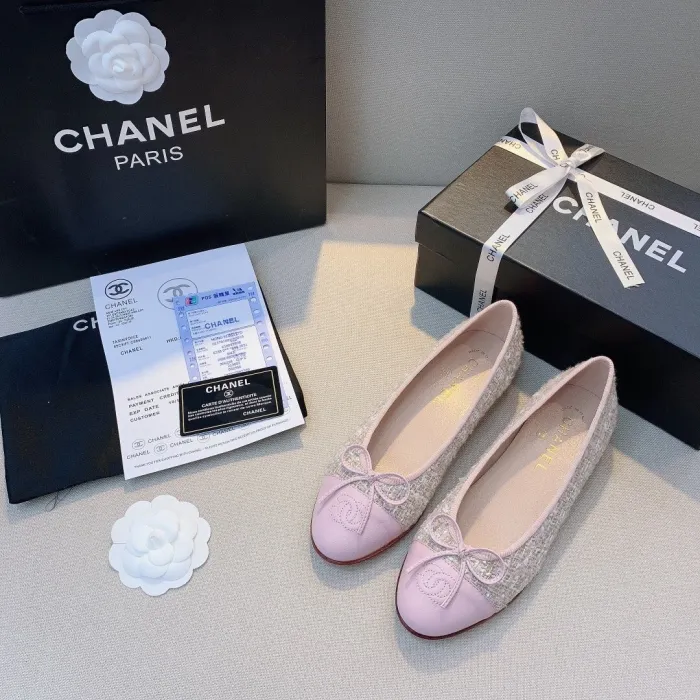 women flat ballet shoes, size 35-42,  with box, SS50-763