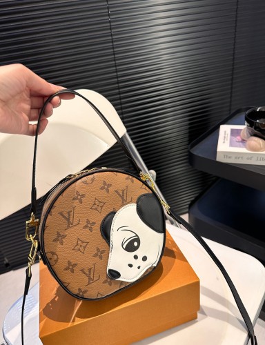 Split leather bag ,3A , size 18x17cm ,no box,  B68-6120