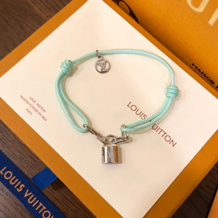 bracelet jewelry ,with box,  J25