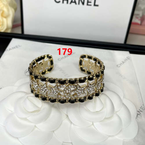 Bracelet bangle cuff jewelry ,with box,  J30-179