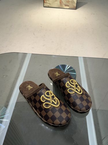 Wowen men leather couple slippers shoes,top quality, size 35-46, SS88-673
