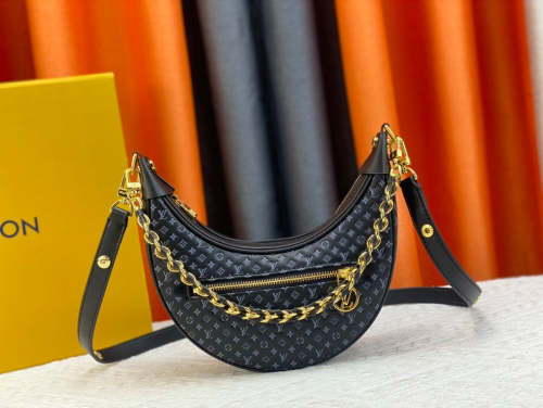 Leather bag ,5A ,size 23x13x6cm,no box, B130-57