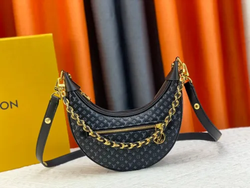 Leather bag ,5A ,size 23x13x6cm,no box, B130-57