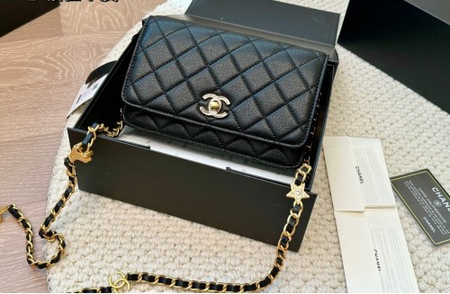 Leather bag ,4A ,size 19x12cm,no box,  B88-35
