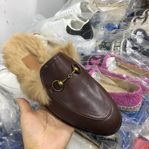 flat fur shoes, size 35-44, with box, SS70-276