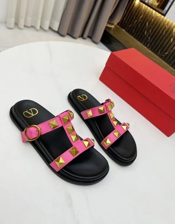 Flat leather sandals slippers , size 35-40 ,with box, SS70-1226-1231