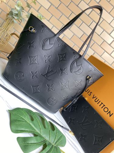 leather bag, AAAAA, no box,size: 32*29*17cm,B110-65-69