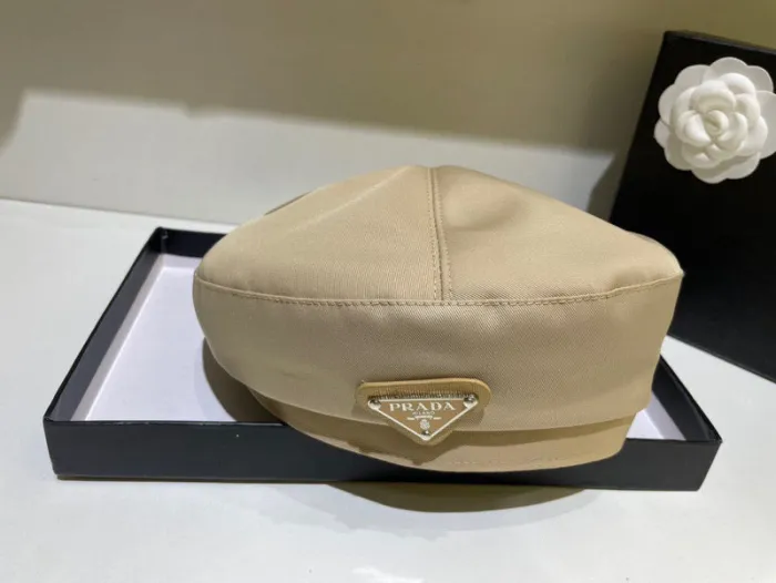 Fashion hat for women ,no box. HX25-592-594