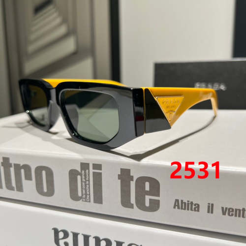 Blue light blocking sunglasses with the box and case ,G25-2531-2536