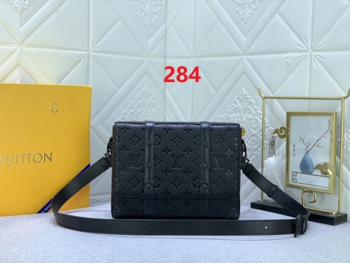 Leather bag ,5A ,size 24x18x5.5cm,no box,  B110-284