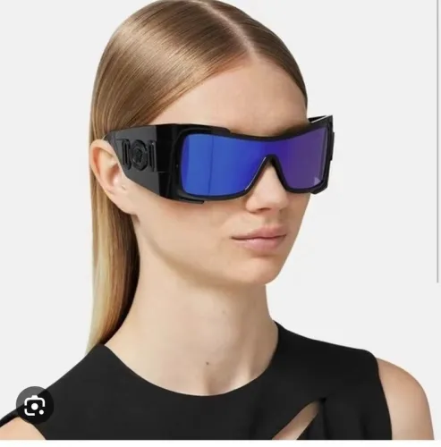 Blue light blocking sunglasses with the box and case ,G25-946-953