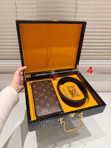 Leather wallet and belt and key chain a set ,5A ,  B98-4