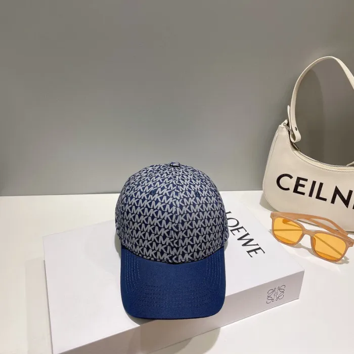 men women hat ,no box. HX25-468-470