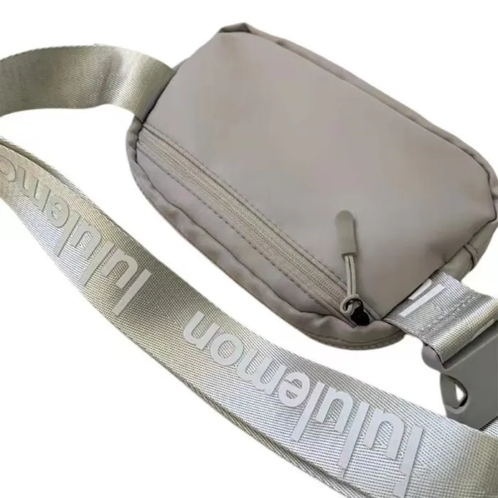 Waterproof nylon running yoga crossbody bag chest bag,B20-10-11