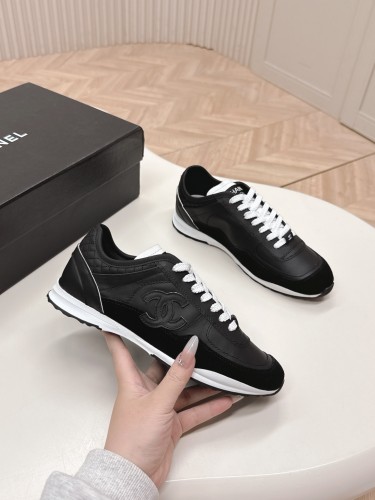 Women runner flat shoes,  size 35-40, SS70-100