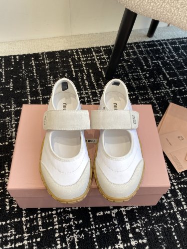 Women flat shoes,  size 35-40, SS70-104